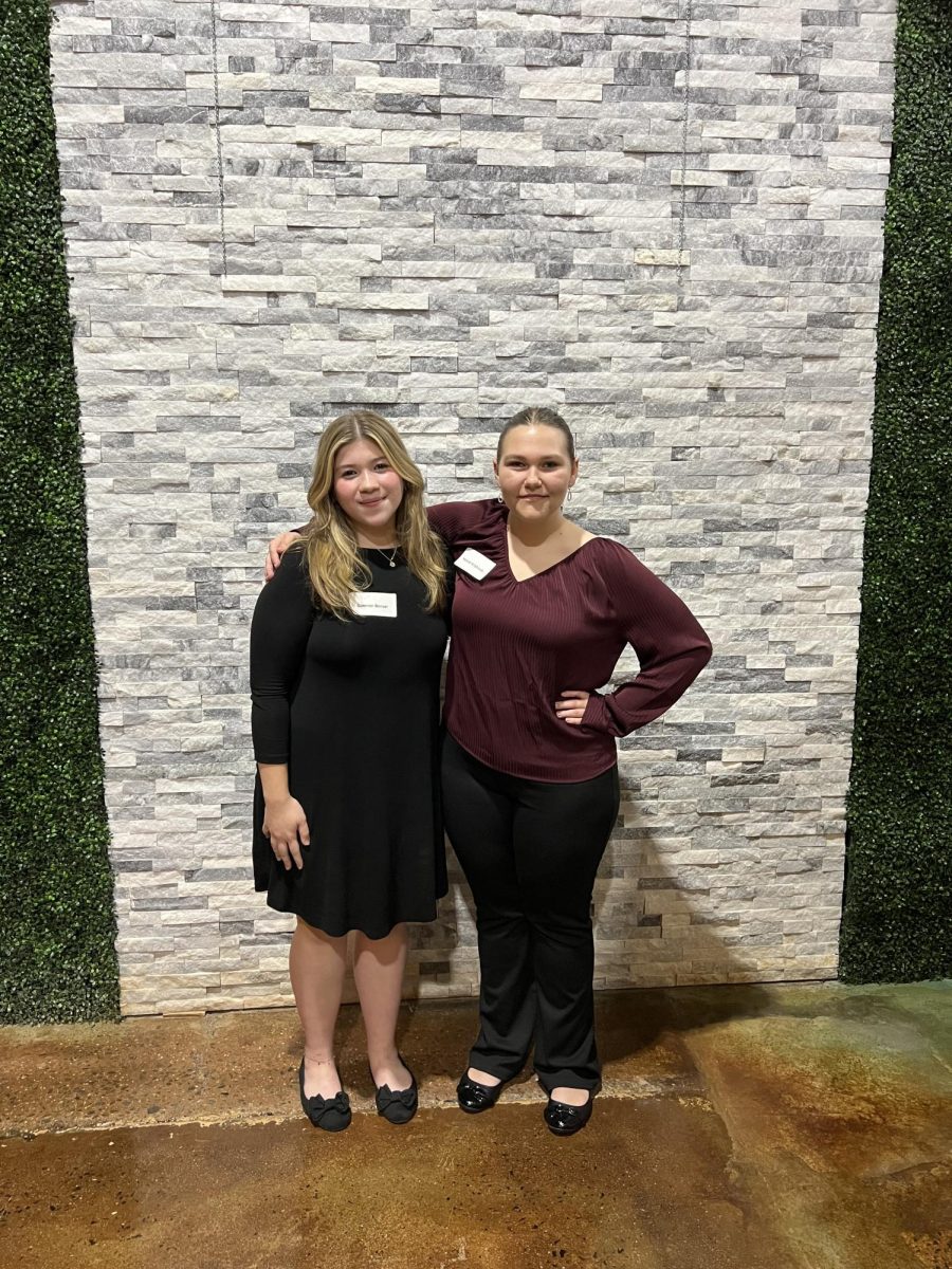 Students reflect on etiquette dinner