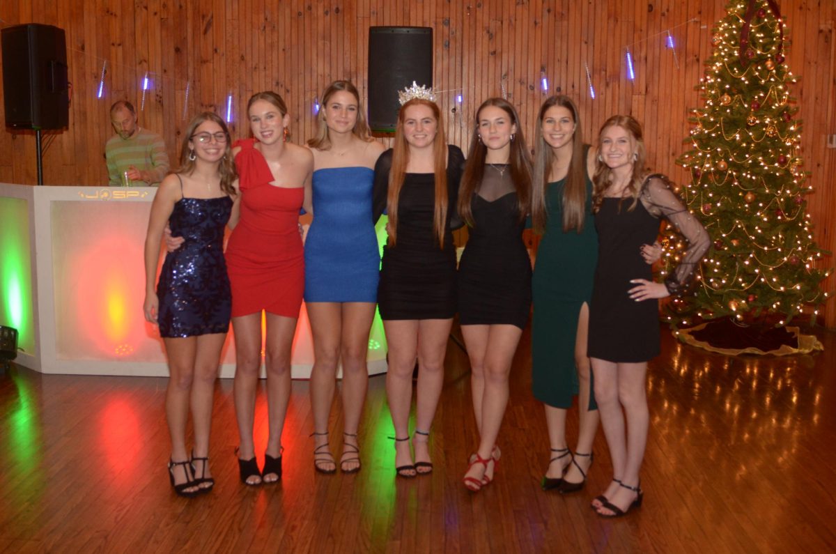 HAHS hosts another wonderful winter dance