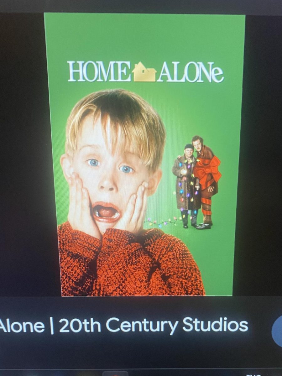 Christmas Movie Review - Home Alone