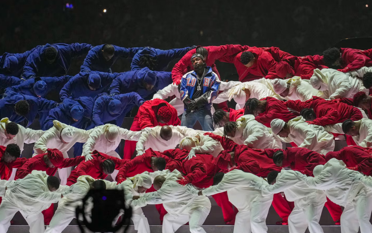 Kendrick Lamar seizes the Super Bowl halftime show