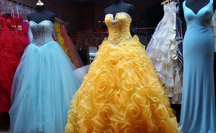 Prom Dresses: Do's and Don'ts